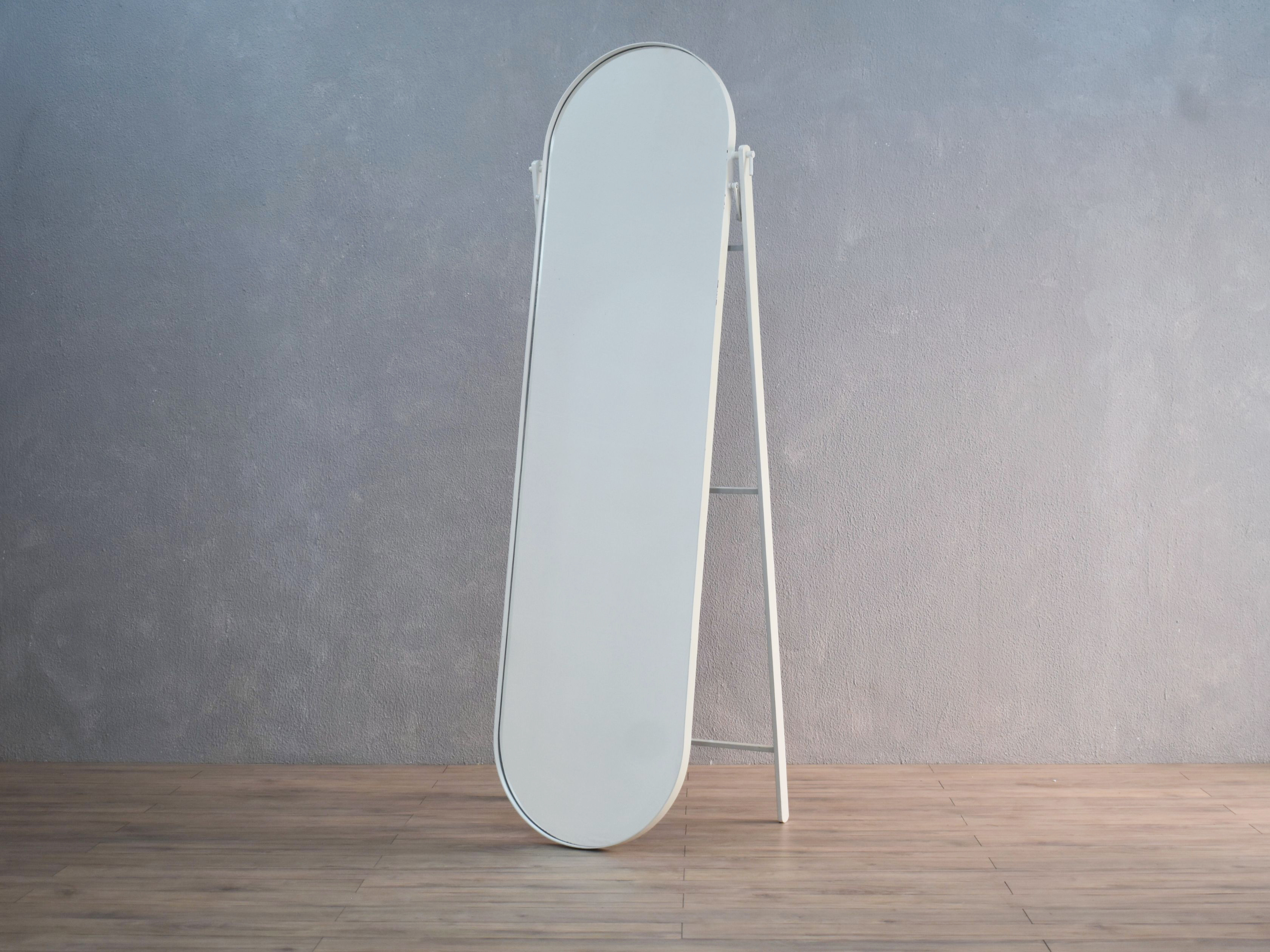 Rounded Floor Mirror