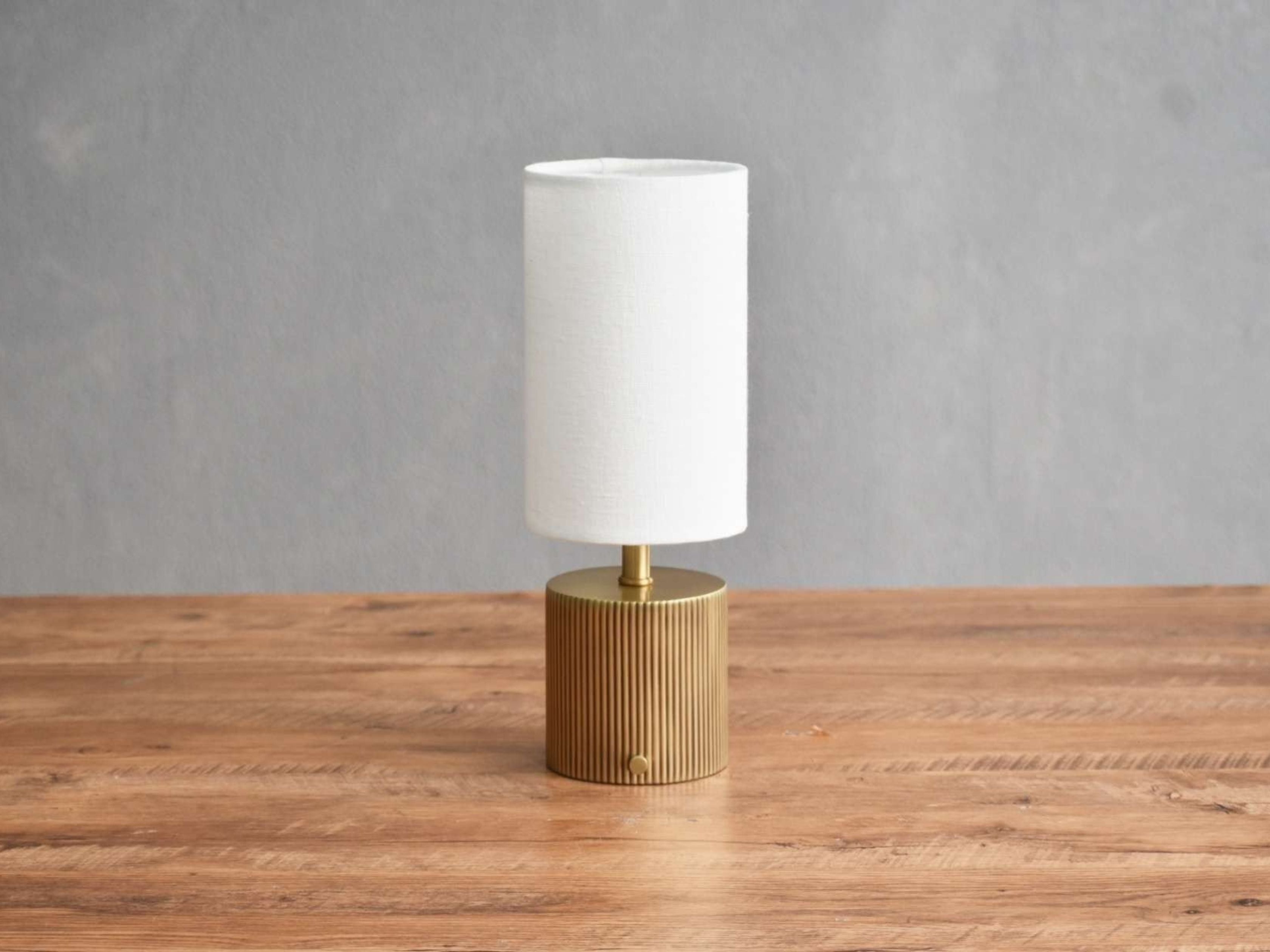 Striva Touch Lamp