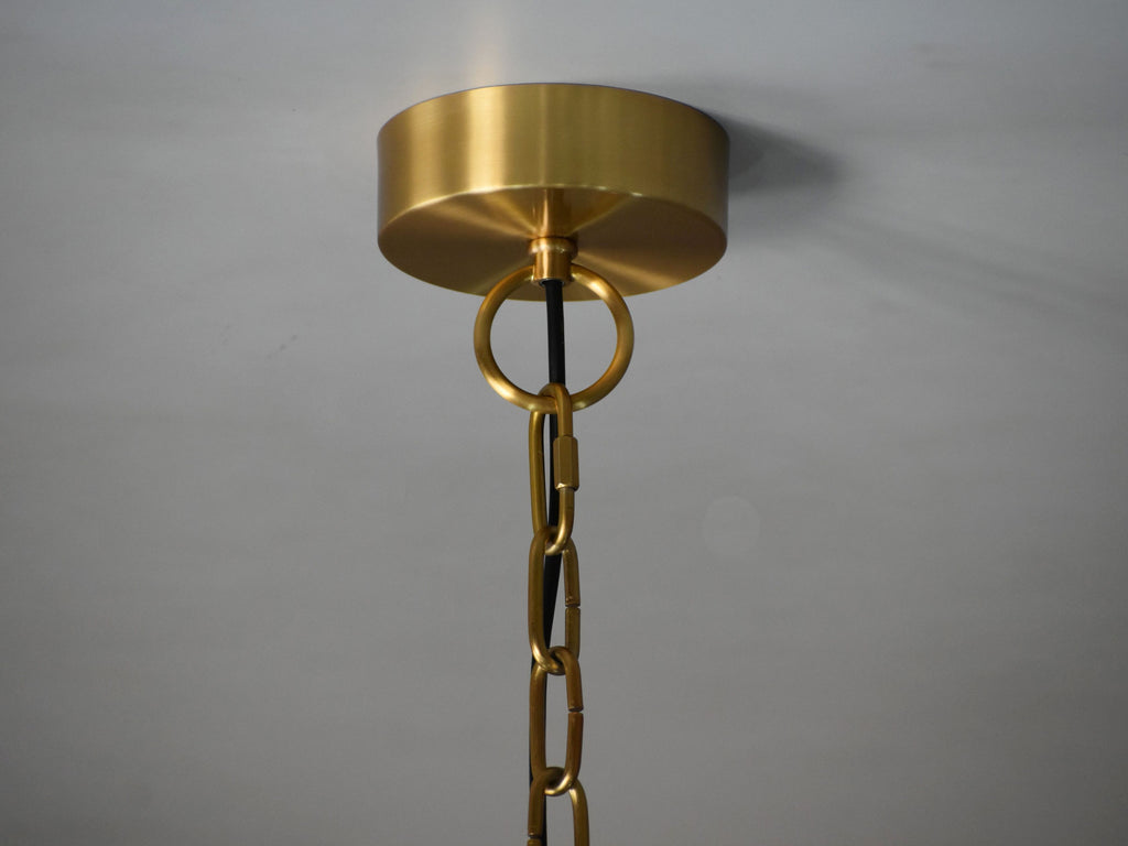 Vyrelli Chandelier