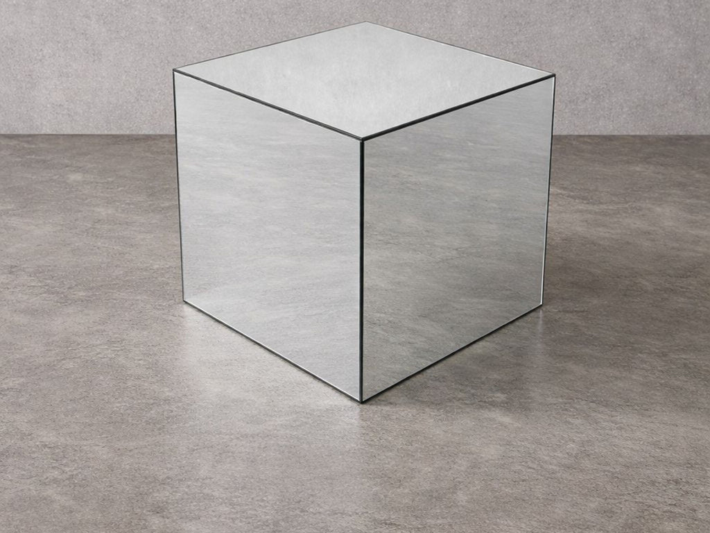 Vetra Table