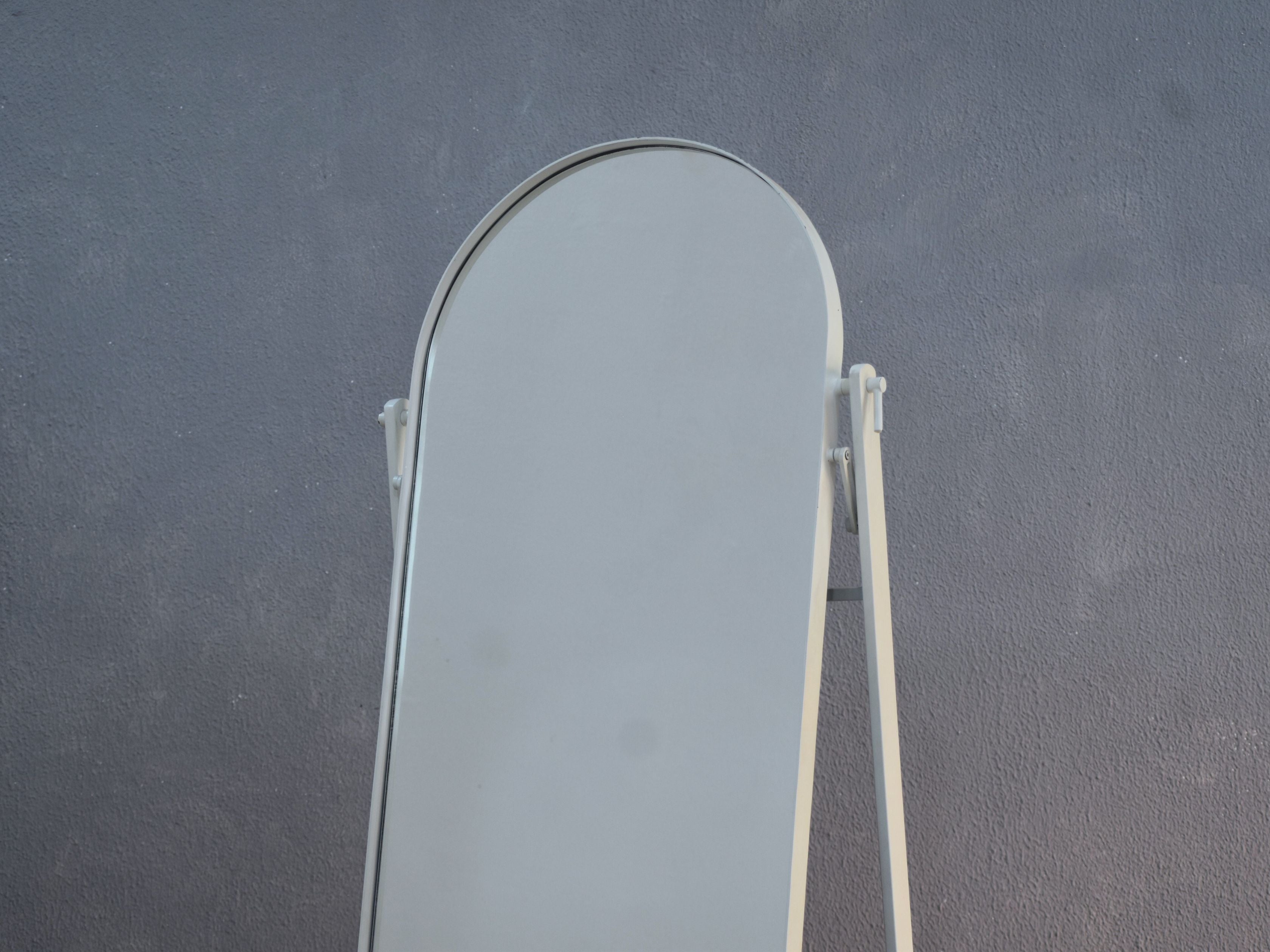 Olin Standing Mirror