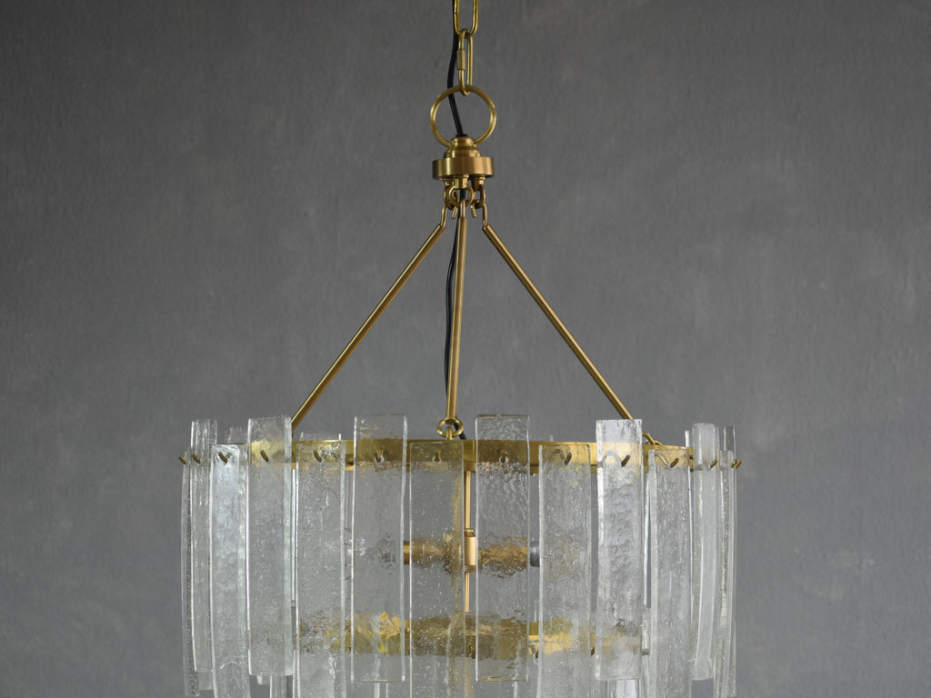 Vyrelli Chandelier
