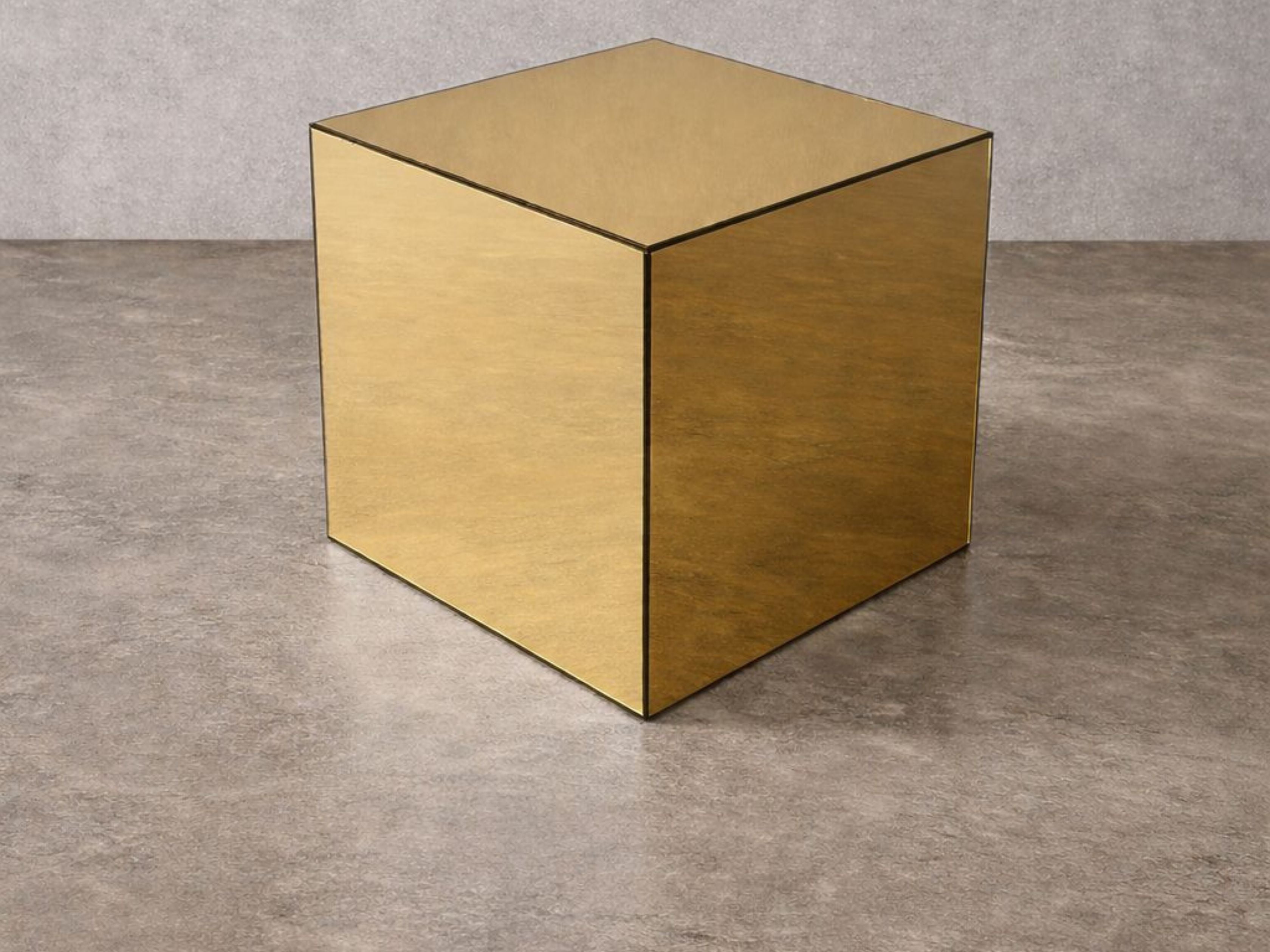 Vetra Table